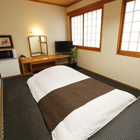 Hotel Livemax Budget Naha Tomarikou Luaran gambar