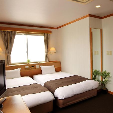 Hotel Livemax Budget Naha Tomarikou Luaran gambar