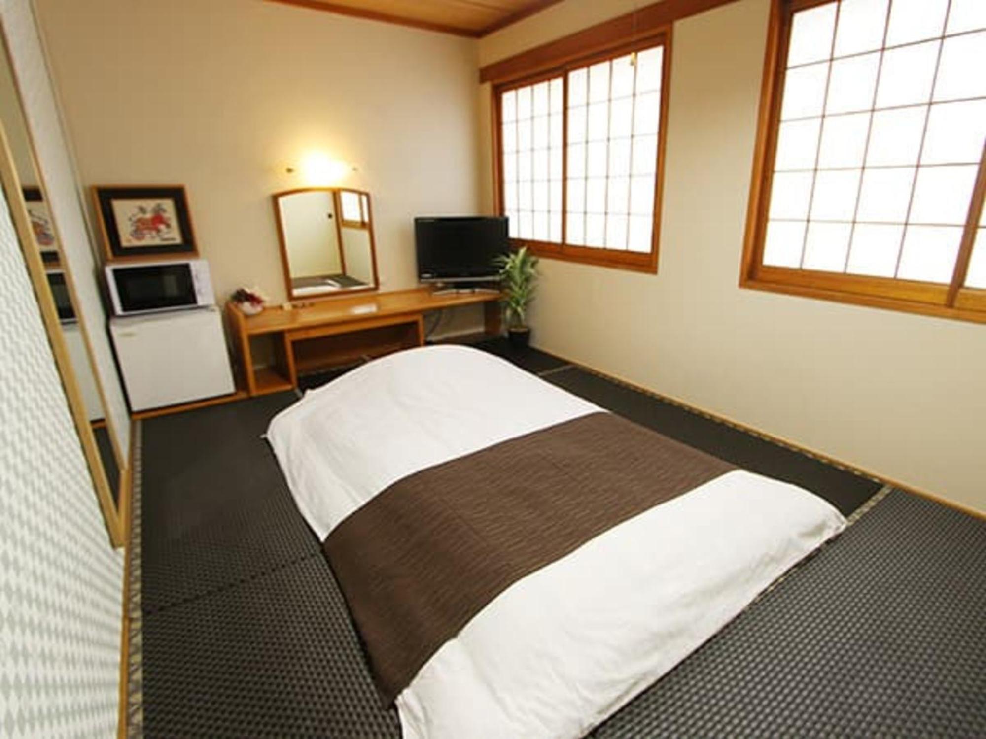 Hotel Livemax Budget Naha Tomarikou Luaran gambar