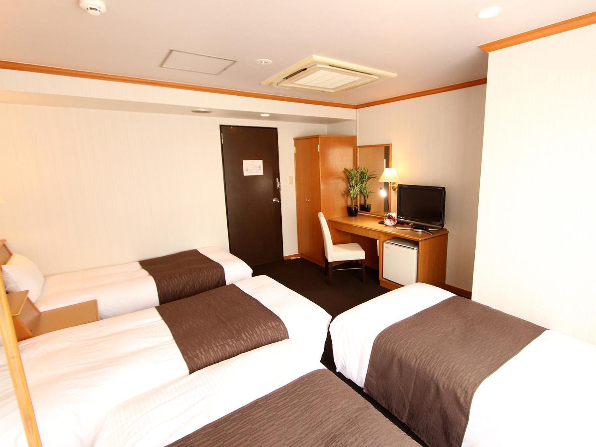 Hotel Livemax Budget Naha Tomarikou Bilik gambar
