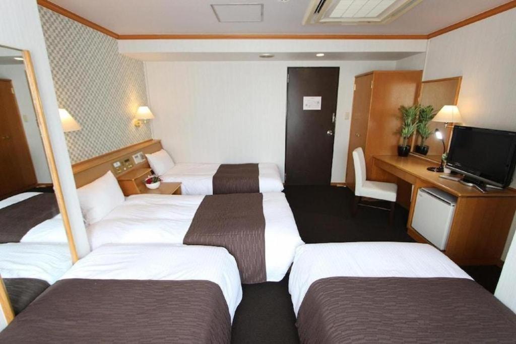 Hotel Livemax Budget Naha Tomarikou Luaran gambar