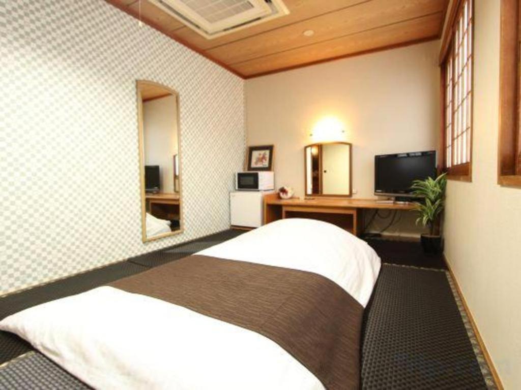 Hotel Livemax Budget Naha Tomarikou Luaran gambar