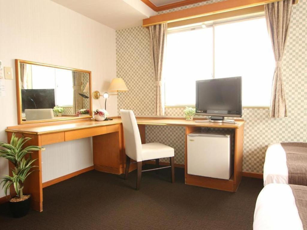Hotel Livemax Budget Naha Tomarikou Luaran gambar