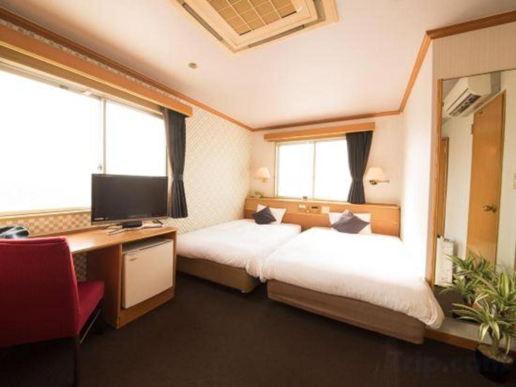 Hotel Livemax Budget Naha Tomarikou Luaran gambar