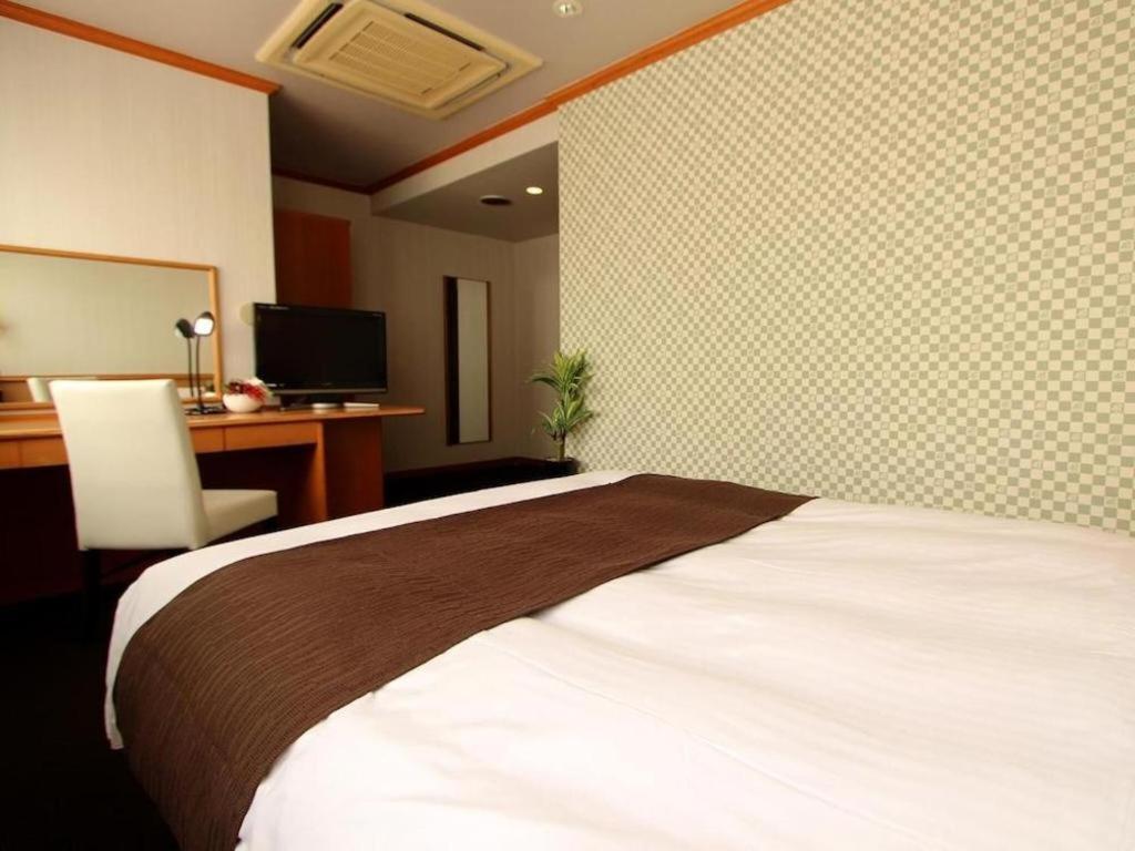 Hotel Livemax Budget Naha Tomarikou Luaran gambar
