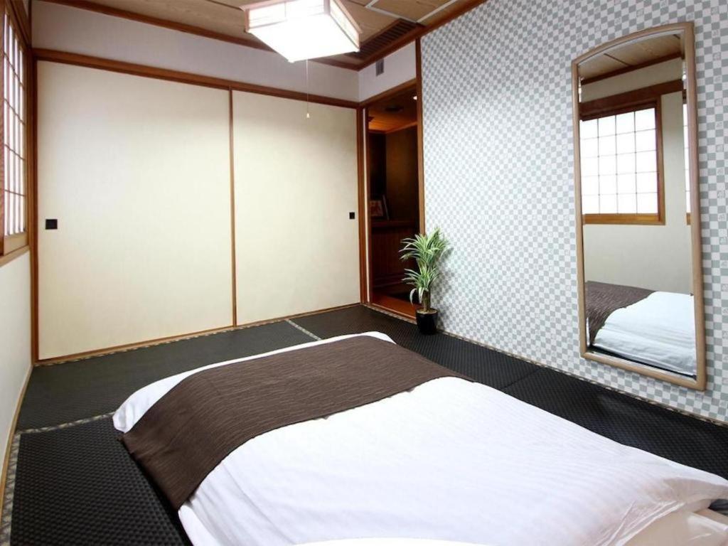 Hotel Livemax Budget Naha Tomarikou Luaran gambar